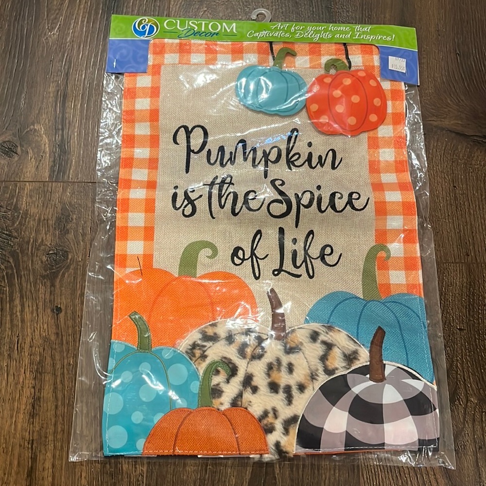 Pumpkin Spice Garden Flag